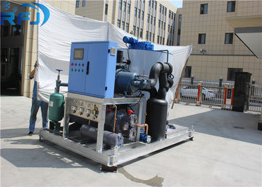 Buy Full Automatic Control  Flake Ice Machine Energy Saving For Food Processing online manufacture